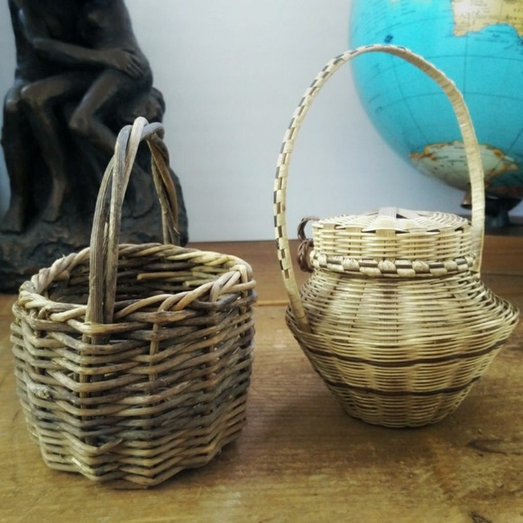 Pair of vintage boho mini baskets handmade 5" - Picture 4 of 4